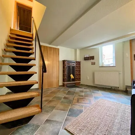 „schlupfwinkel“, Kostenloser Parkplatz, Vollausstattung Ferienhaus *
