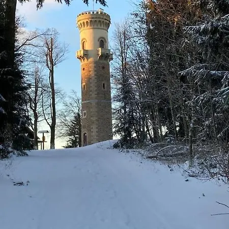 „schlupfwinkel“, Kostenloser Parkplatz, Vollausstattung Ferienhaus Ilmenau