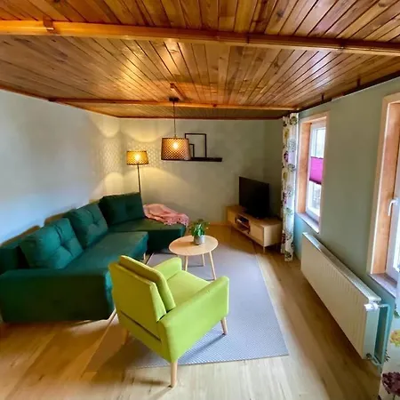 „schlupfwinkel“, Kostenloser Parkplatz, Vollausstattung * Ilmenau